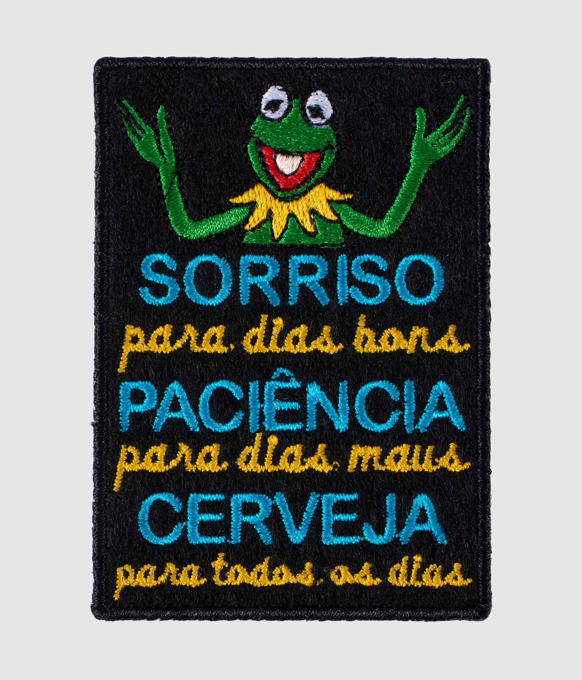 Emblema académico Sorriso, Paciência e Sorriso - patch bordado
